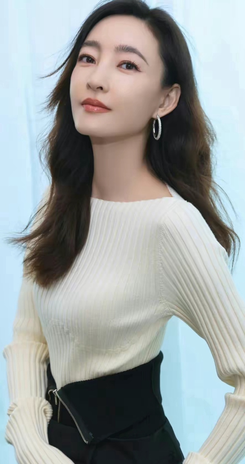 王丽坤